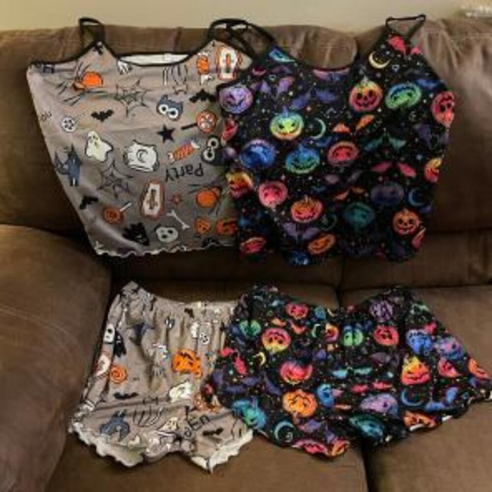 2 SETS (4pcs) Halloween Pajamas